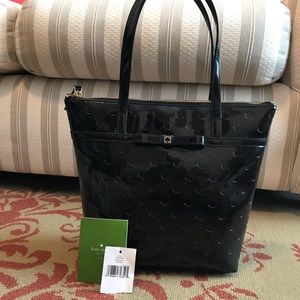 💥ONE HOUR SALE💥 Jeralyn Camellia Street Tote